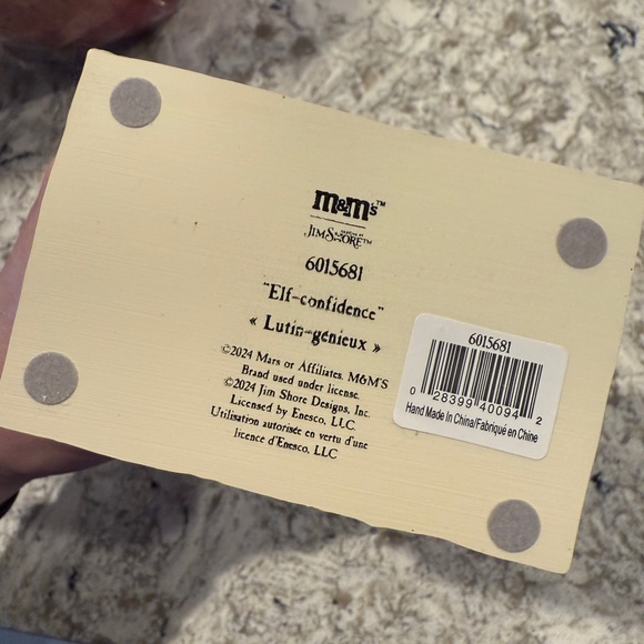 COPY - Christmas M&M Figurine - Picture 2 of 6